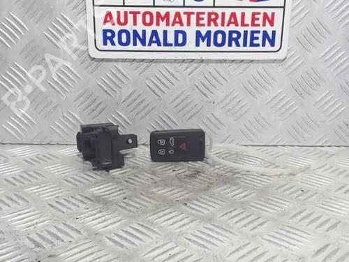 ignition-barrel-volvo-v40-hatchback-525-2012-2013-2014-2015-2016-2017-2018-2019-40470371 main image