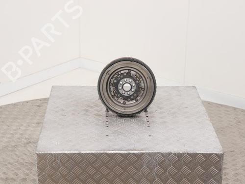 Used Flywheel Flywheel VW TIGUAN ALLSPACE (BW2, BJ2) 2.0 TSI 4motion (220 hp) 40399948 40399948