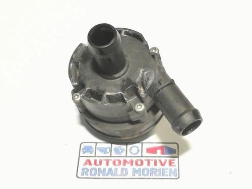 Used Auxiliary water pump Auxiliary water pump MERCEDES-BENZ B-CLASS Sports Tourer (W246, W242) B 200 (246.243) (156 hp) 40371463 40371463