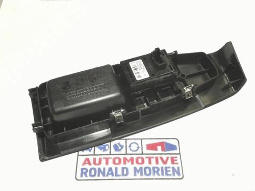 Switch BMW 2 Active Tourer (F45) 218 i | BP40469199I30 - Image 2