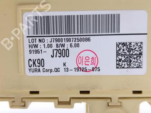 Fuse box KIA CEED Sportswagon (CD) 1.4 T-GDI | BP40413213E1 - Image 9