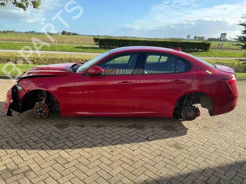 Interior roof light ALFA ROMEO GIULIA (952_) 2.2 D (952AEM250, 952AEA250) | BP40423250I8 - Image 10