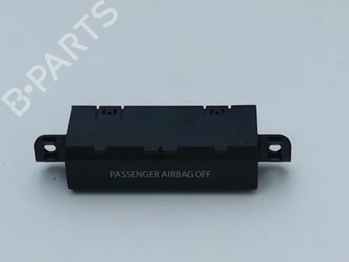 Used Switch Switch MITSUBISHI MIRAGE / SPACE STAR VI Hatchback (A0_A) 1.0 (A05A) (71 hp) 40409768 40409768
