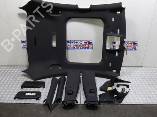 interior-roof-mercedes-benz-cla-coupe-c117-2013-2014-2015-2016-2017-2018-2019-40478714 main image