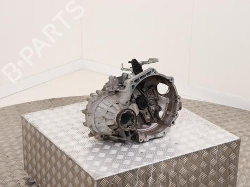gearbox-vw-t-roc-a11-d11-2017-40475220 main image