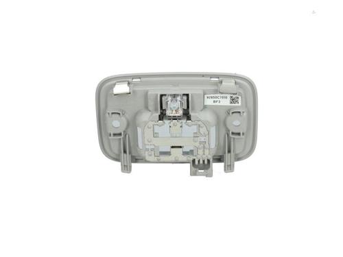 interior-roof-light-kia-stonic-yb-2017-40475991 main image