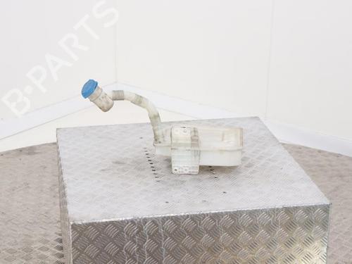 windscreen-washer-tank-vw-golf-plus-v-5m1-521-2004-2005-2006-2007-2008-2009-2010-2011-2012-2013-40475190 main image