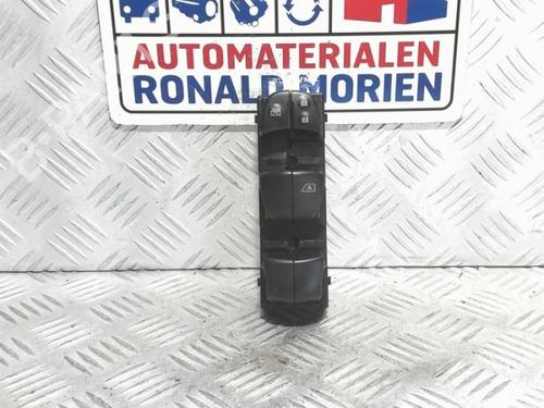 switch-nissan-juke-f15-2010-2011-2012-2013-2014-2015-2016-2017-2018-2019-40362044 main image