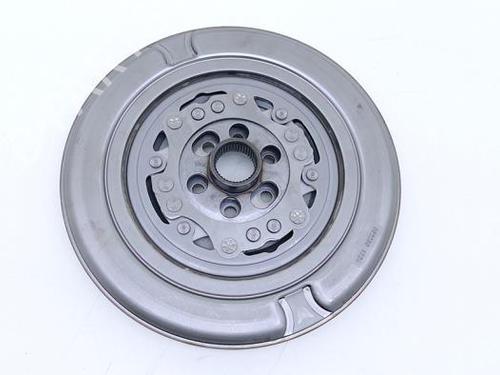 flywheel-vw-golf-viii-cd1-da1-2019-40479477 main image