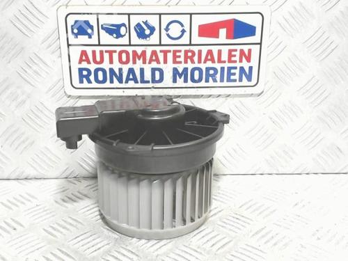 Used Heater blower motor Heater blower motor PEUGEOT ION Electric (64 hp) 40381263 40381263