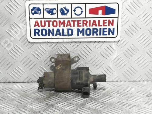 Used Auxiliary water pump Auxiliary water pump MERCEDES-BENZ E-CLASS (W210) E 300 Turbo-D (210.025) (177 hp) 40371460 40371460
