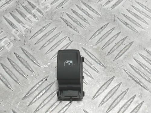 switch-vw-passat-b8-variant-3g5-cb5-2014-40362014 main image