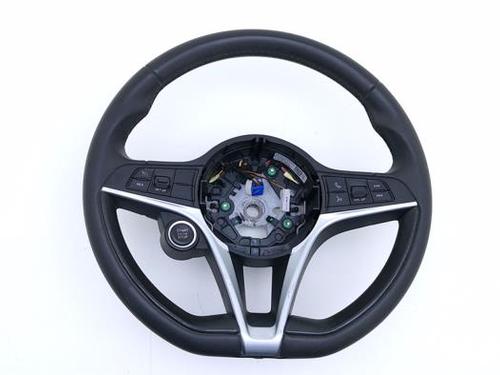steering-wheel-alfa-romeo-giulia-952_-2015-40420576 main image