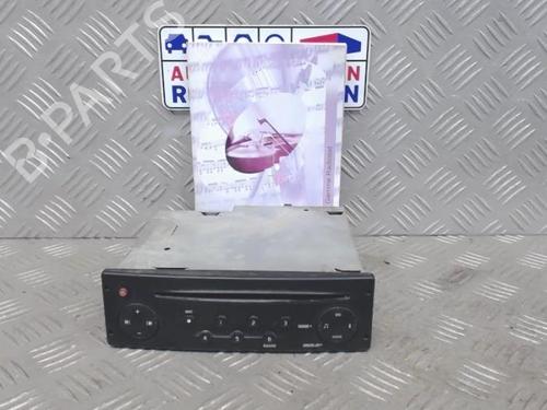 Used Radio Radio RENAULT TRAFIC II Van (FL) 1.9 dCi 100 (FL0C, FL0K, FL0B) (101 hp) 40469307 40469307