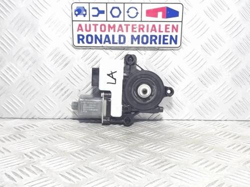 Used Electronic module Electronic module SKODA OCTAVIA III Combi (5E5, 5E6) 1.6 TDI (110 hp) 40431547 40431547