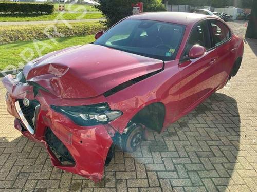 Interior roof light ALFA ROMEO GIULIA (952_) 2.2 D (952AEM250, 952AEA250) | BP40423250I8 - Image 11