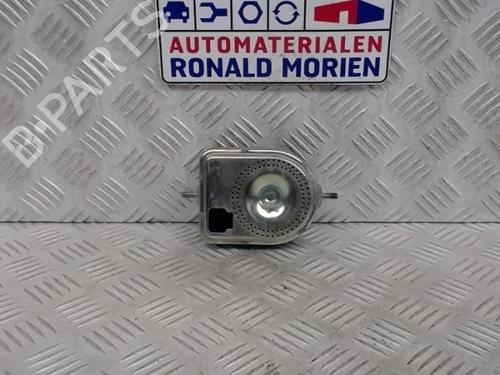 electronic-module-volvo-v40-hatchback-525-2012-2013-2014-2015-2016-2017-2018-2019-40368841 main image