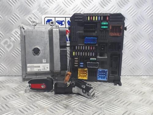 Used Engine control unit (ECU) Engine control unit (ECU) OPEL CROSSLAND X / CROSSLAND (P17, P2QO) 1.2 (75) (82 hp) 40370732 40370732