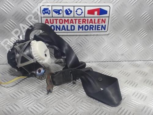 rear-left-seatbelt-renault-clio-iii-br01-cr01-2005-2006-2007-2008-2009-2010-2011-2012-2013-2014-40363622 main image