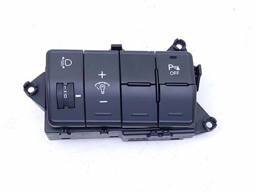 Used Headlight switch Headlight switch HYUNDAI i30 Estate (GD) 1.6 CRDi (136 hp) 40468459 40468459