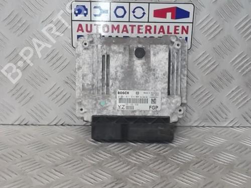 Used Engine control unit (ECU) Engine control unit (ECU) OPEL VECTRA C Estate (Z02) 1.9 CDTI (F35) (120 hp) 40370721 40370721
