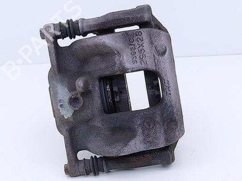 Used Left front brake caliper Left front brake caliper MERCEDES-BENZ GLA-CLASS (X156) GLA 200 (156.943) (156 hp) 40414842 40414842