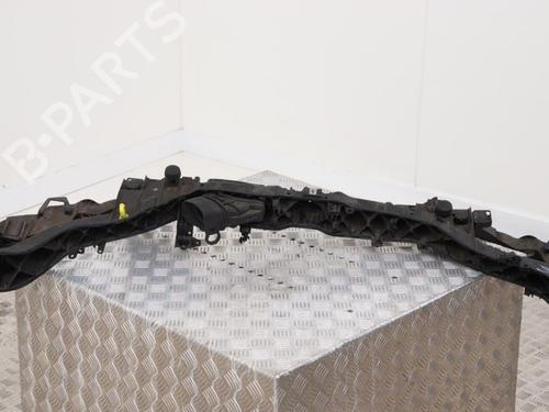 front-slam-panel-ford-focus-iii-turnier-2010-2011-2012-2013-2014-2015-2016-2017-2018-2019-2020-40403476 main image