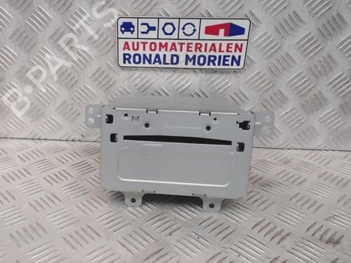 Used Radio Radio OPEL MERIVA B MPV (S10) 1.4 (75) (100 hp) 40362384 40362384