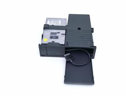Used Electronic module Electronic module AUDI A3 Sportback (8PA) RS3 quattro (340 hp) 40415072 40415072