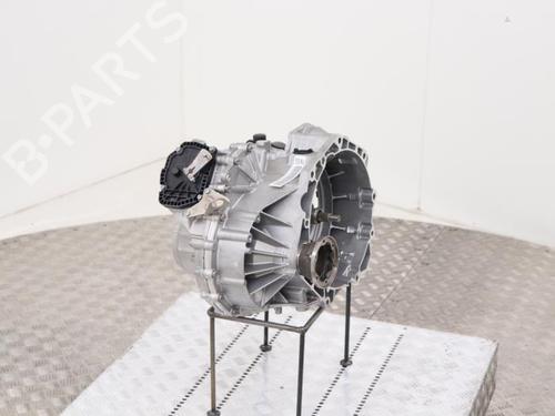 Used Gearbox Gearbox VW POLO VI (AW1, BZ1, AE1) 1.0 MPi (80 hp) 40383060 40383060