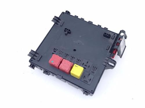 Used Fuse box Fuse box OPEL VECTRA C (Z02) 1.8 16V (122 hp) 40372524 40372524
