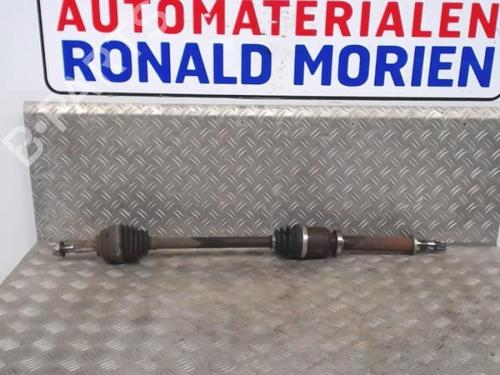 right-front-driveshaft-renault-clio-iii-br01-cr01-2005-2006-2007-2008-2009-2010-2011-2012-2013-2014-40364643 main image
