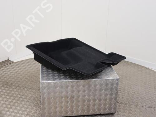 Used Luggage compartment floor Luggage compartment floor VOLVO XC40 (536) Recharge AWD (408 hp) 40417848 40417848