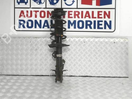 right-front-shock-absorber-nissan-juke-f15-2010-2011-2012-2013-2014-2015-2016-2017-2018-2019-40365078 main image