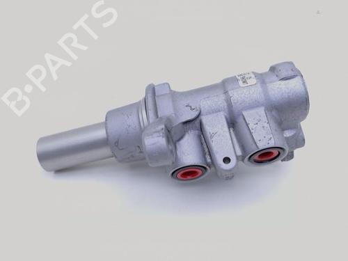 Used Brake master cylinder Brake master cylinder CITROËN C4 SPACETOURER (3D_) 1.6 BlueHDi 120 (120 hp) 40470413 40470413