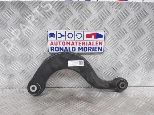 right-rear-suspension-arm-vw-golf-vii-5g1-bq1-be1-be2-2012-2013-2014-2015-2016-2017-2018-2019-2020-2021-40386344 main image