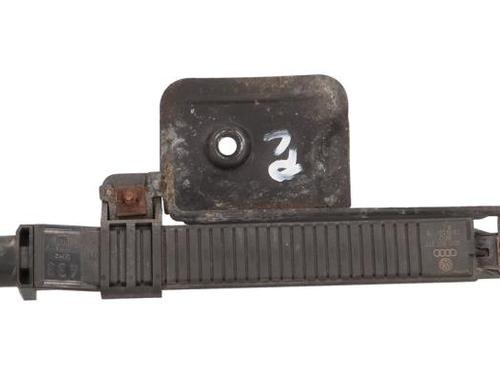 Used Antenna/Base Antenna/Base VW PHAETON (3D1, 3D2, 3D3, 3D4, 3D6, 3D7, 3D8, 3D9) 6.0 W12 4motion (420 hp) 40398749 40398749