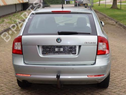 Engine control unit (ECU) SKODA OCTAVIA II Combi (1Z5) 1.6 TDI | BP40416590M57 - Image 8