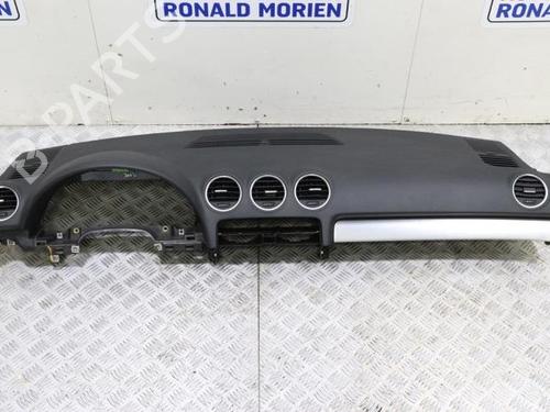 dashboard-audi-a4-b7-convertible-8he-2002-2003-2004-2005-2006-2007-2008-2009-2010-40409861 main image