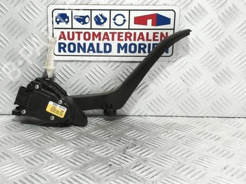pedal-audi-q7-4lb-2006-2007-2008-2009-2010-2011-2012-2013-2014-2015-2016-40363172 main image