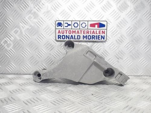 Used Engine mount Engine mount OPEL ASTRA K (B16) 1.4 Turbo (68) (150 hp) 40379059 40379059