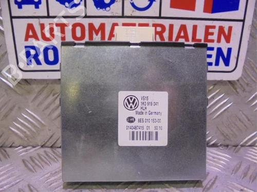 Used Control unit Control unit VW GOLF VI Variant (AJ5) 1.6 TDI (105 hp) 40370325 40370325