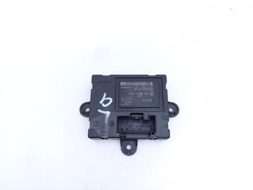 Used Electronic module Electronic module FORD FIESTA VI (CB1, CCN) 1.0 EcoBoost (100 hp) 40431889 40431889