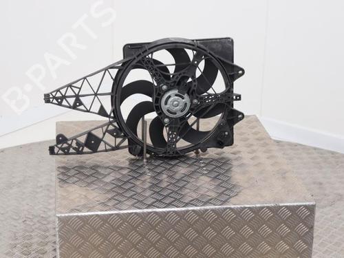 Used Radiator fan Radiator fan FIAT PUNTO EVO (199_) 1.3 D Multijet (84 hp) 40392990 40392990