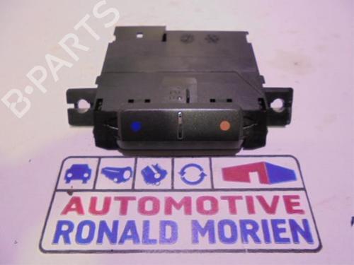 Used Switch Switch VW PHAETON (3D1, 3D2, 3D3, 3D4, 3D6, 3D7, 3D8, 3D9) 3.2 V6 4motion (241 hp) 40387215 40387215