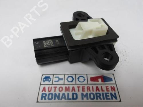 electronic-sensor-volvo-v40-hatchback-525-2012-2013-2014-2015-2016-2017-2018-2019-40367397 main image