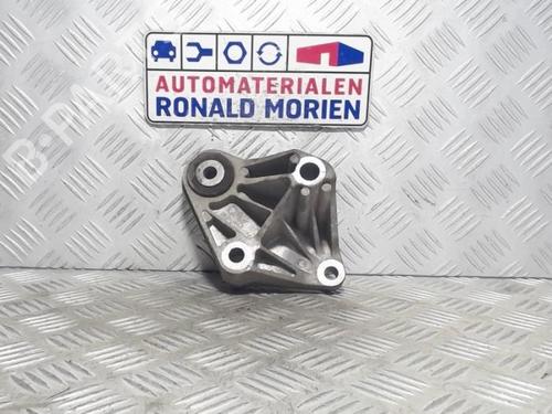 gearbox-mount-volvo-v40-hatchback-525-2012-2013-2014-2015-2016-2017-2018-2019-40472549 main image