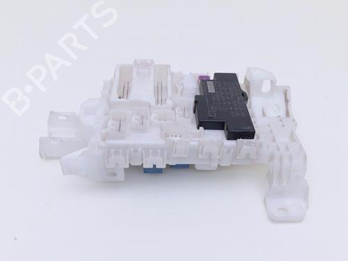 Used Fuse box Fuse box SUZUKI SX4 S-Cross (JY) 1.0 (AKK 310) (111 hp) 40422107 40422107