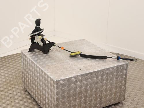 gear-lever-renault-clio-v-b7_-2019-40479651 main image