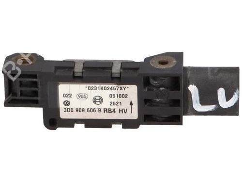 Used Electronic sensor Electronic sensor VW PHAETON (3D1, 3D2, 3D3, 3D4, 3D6, 3D7, 3D8, 3D9) 6.0 W12 4motion (420 hp) 40398907 40398907